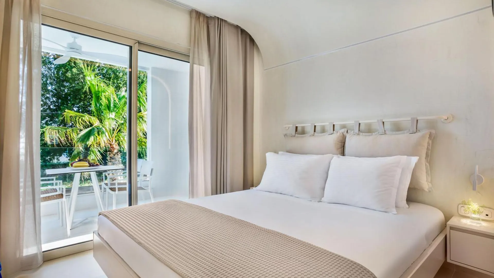 Hotel Cocoοns Luxury Suites & Villas Fourka