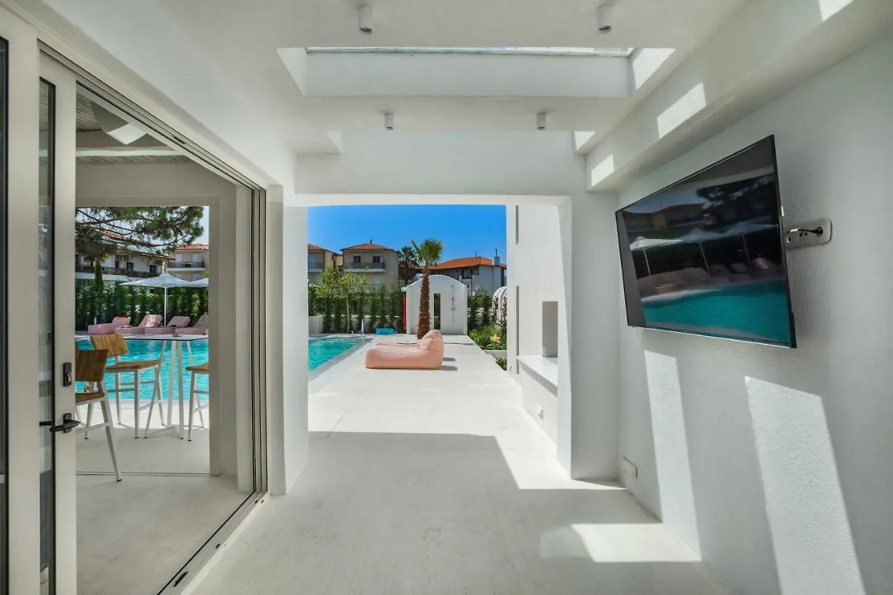 Ξενοδοχείο Cocoοns Luxury Suites & Villas Φούρκα