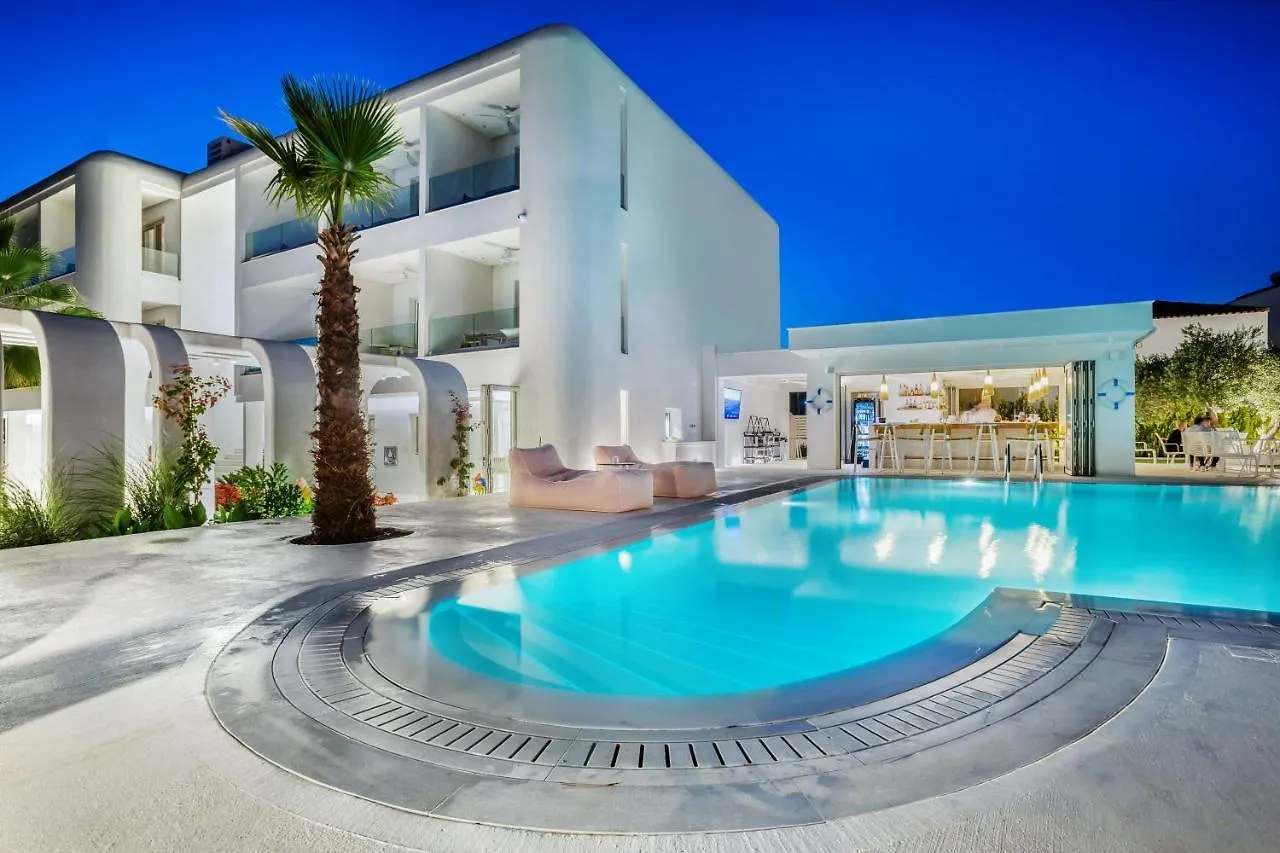 Cocoοns Luxury Suites & Villas Φούρκα 0*,
