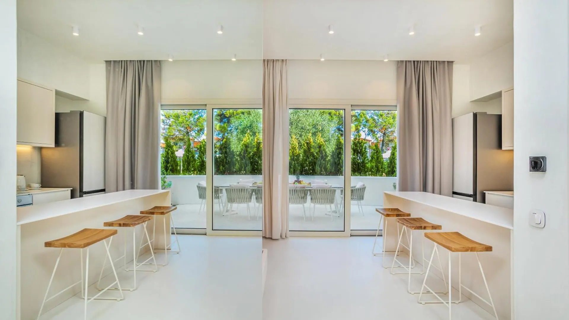 Cocoοns Luxury Suites & Villas Φούρκα 0*,