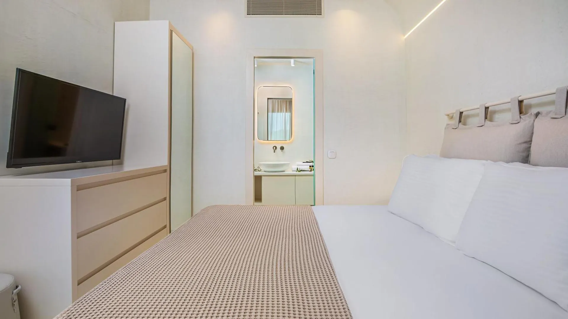 Ξενοδοχείο Cocoοns Luxury Suites & Villas Φούρκα