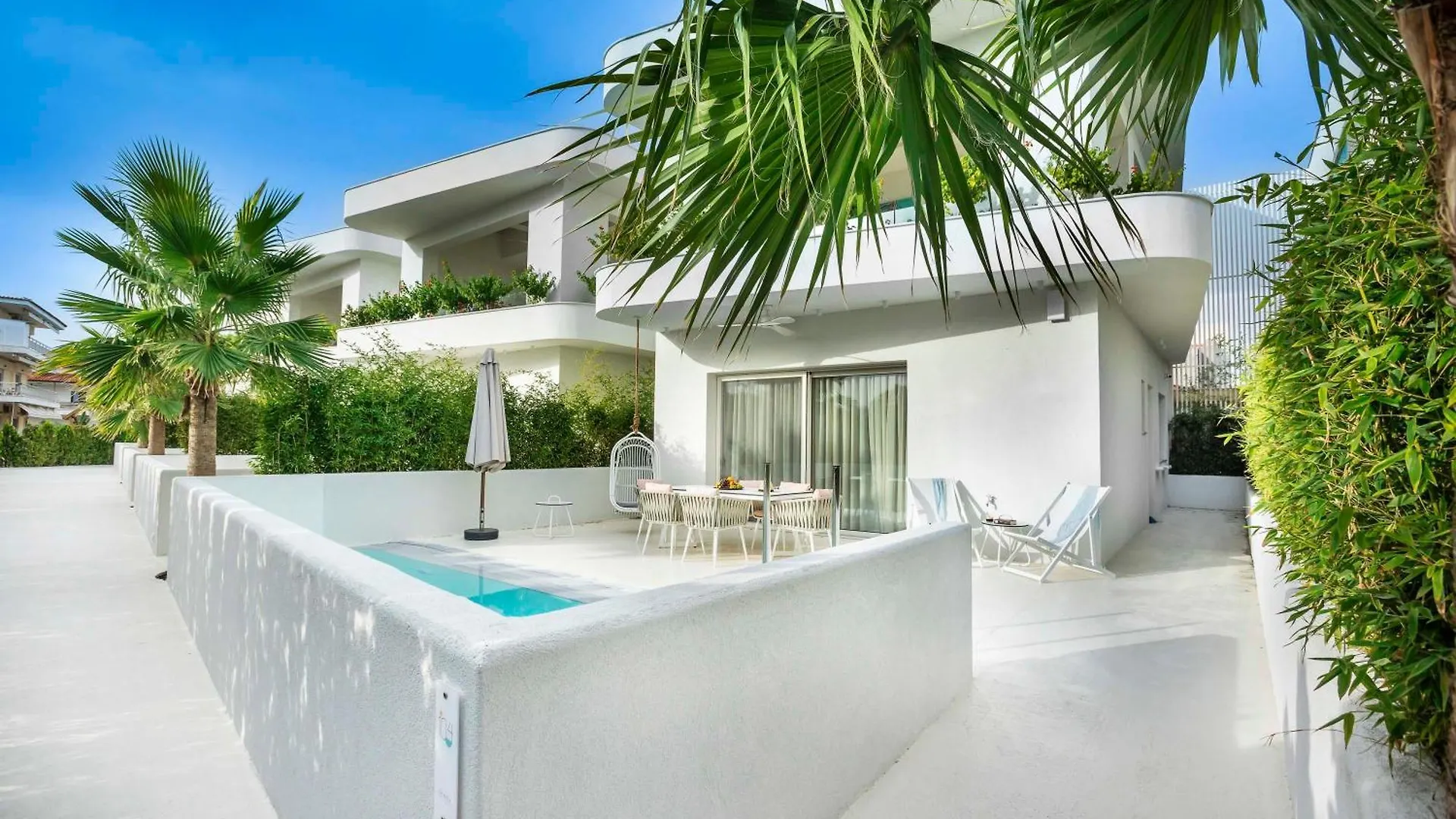 Ξενοδοχείο Cocoοns Luxury Suites & Villas Φούρκα